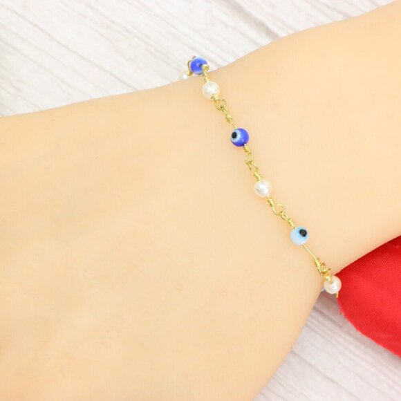 "Trendy Handmade Bracelet – A Thoughtful Gift for Girls & Women | UNVRC1380 - Picture 1 of 10